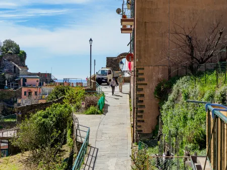 Macaia Apartment with AC Отели рядом с достопримечательностью «Chiesa di Santa Margherita d'Antiochia»