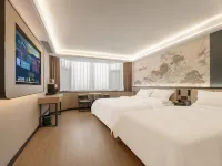 Elong R.YUN Hotel (Zhangye West Railway Station Bell Tower Area)