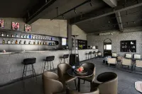 Chushan Light Residence Cultural Tourism Boutique Hotel Hotels in Heqing