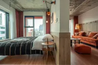 Brooklyn Blues Hotel - balcony