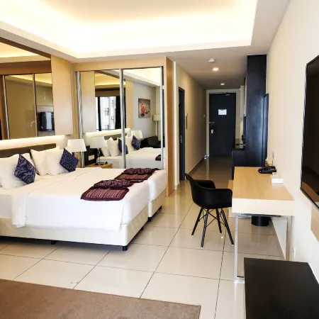Highland Breeze Hotel