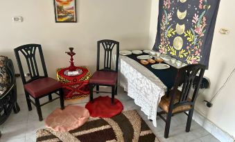 Gadou 2Br Apt w/Kitchen & Balcony - Port Said