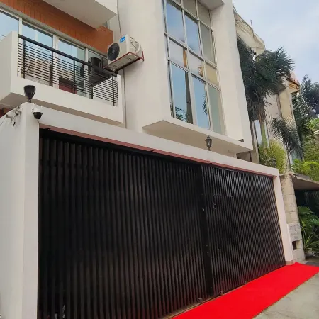 Dhaka Star Guest House