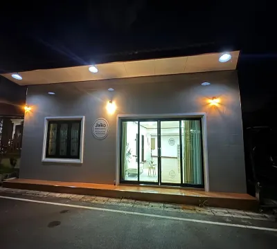 Jaiko home&hotel Hotel di Khlung