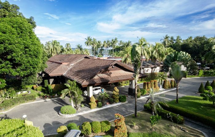 Waterfront Insular Hotel Davao