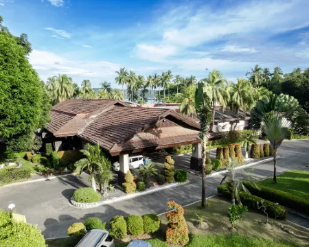 ウォーターフロント インシュラー ホテル ダバオ ダバオのホテル