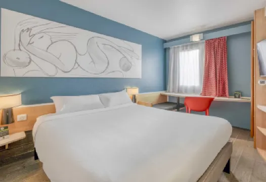 B&B ホテル ボルドー メリニャック カデラ アエロポート メリニャックのホテル