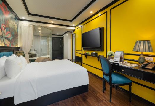 로열 호텔 & 스파의 여유로운 공간