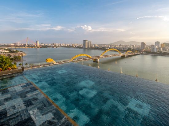 คาโร พรีเมียม ดานัง โรงแรม
