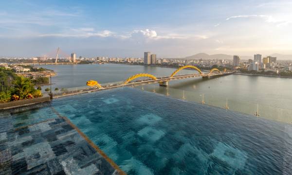 Caro Premium Danang Hotel
