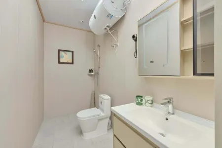 Celestial Bay Residence (Qingdao Ferry Terminal Jinmao Bay Shopping Center)