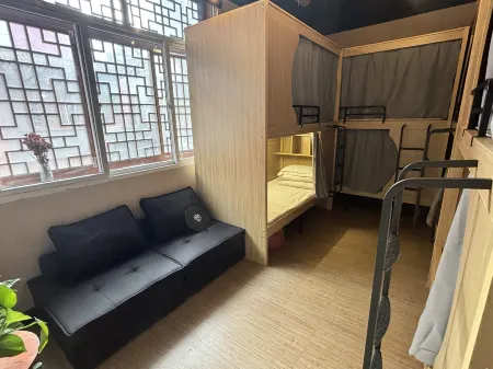Xiaosenlin Hostel