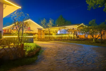 Yunyin Xiaozhu · Datong Yungang Ancient City Scenic Resort Homestay Отели рядом с достопримечательностью «Guanyi Hall of Datong»