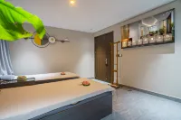 Lemon Shadowplay Hotel (Kunming Railway Station and Hedianying Subway Station) - سبا