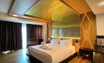 Holatel Hotel Phitsanulok