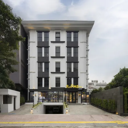 ROOMS INC Sudirman – Jakarta Отели рядом с достопримечательностью «Британский Совет»