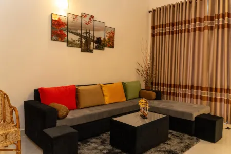 Cinnamon Holiday Home Near Airport Отели в г. Gampaha