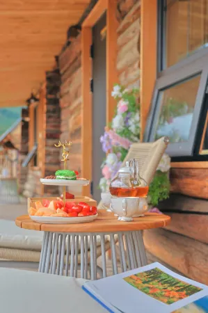 Kanas Kunshye luxury private accommodation Отели рядом с достопримечательностью «Genghis Khan Point Sets»