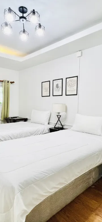 ห้องมาตรฐานเตียงแฝดพร้อมระเบียง (D)