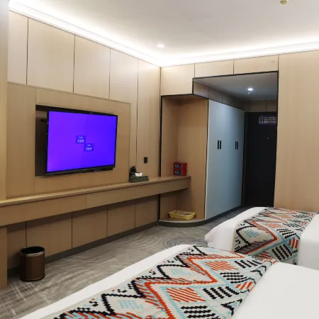 Liangyuan Business Hotel