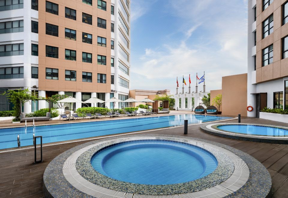 롯데 호텔 하노이 수영장