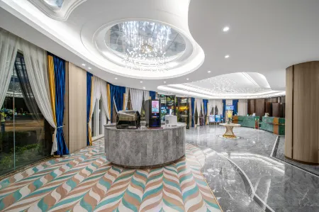 Jinshun Tianhua Hotel (Ruili Fortune Plaza Caiyun City)