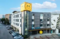 Suisse Place International Grand Hotel (Wuhu Zhongshan Road Pedestrian Street Wuhu Station) Hotels in Pedestrian Stree