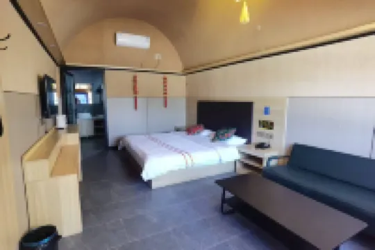 Hukou Shiyi Courtyard Yaodong Featured Homestay