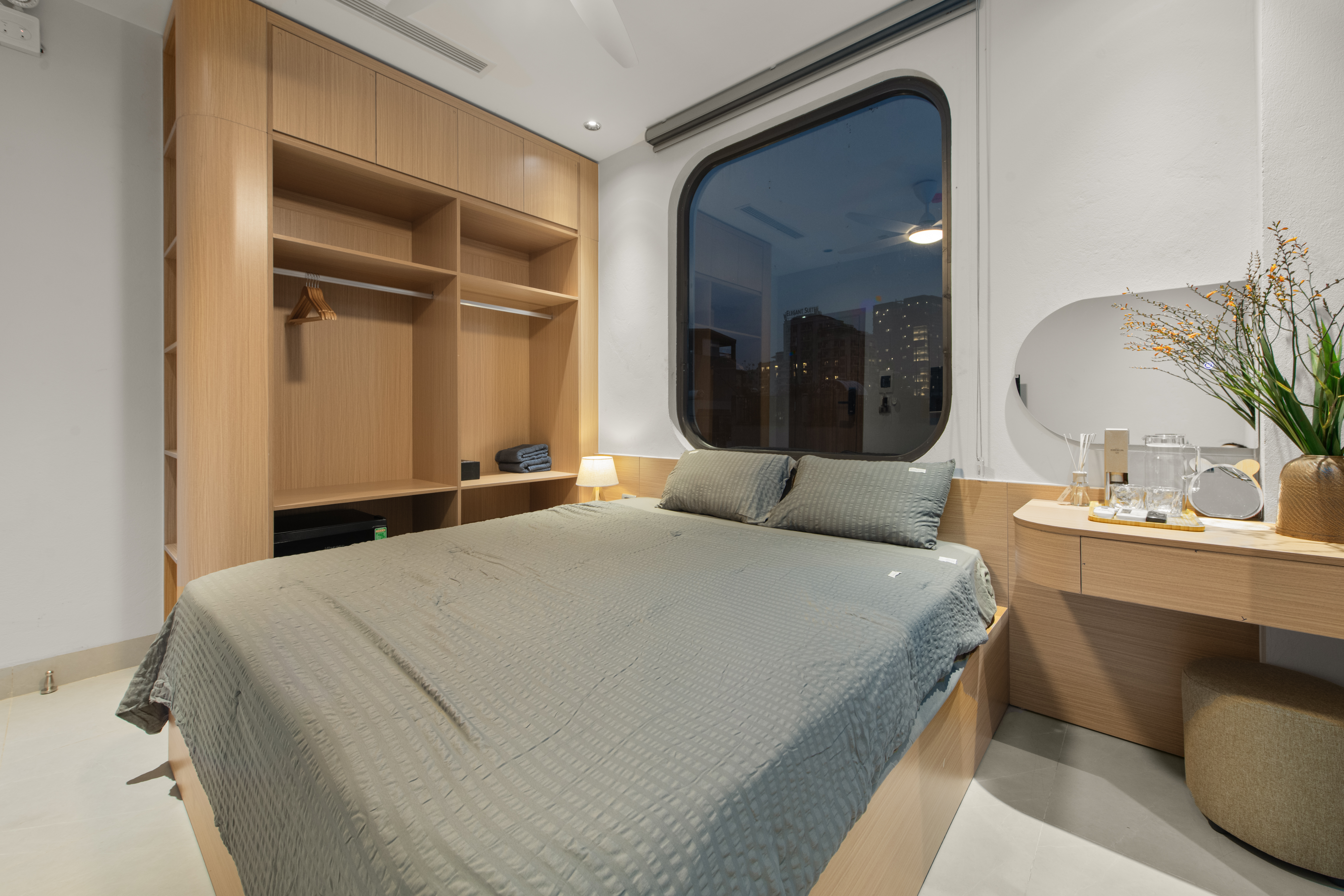 Valora Residence 31 Xuân Diệu - hồ Tây