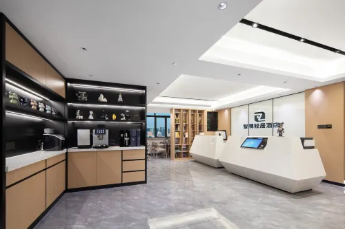 Zhiyu Residence Hotel (Wuhan Jianghan Road Pedestrian Street) - parking