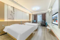 Angtuo E-sports Homestay (Chongqing Shizhu High-speed Railway Station)