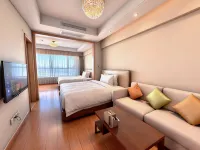 Argyle Suites - Condos