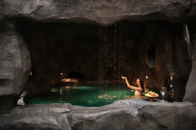Celestial Cave Manor· Twin Dragon Cave Stream Rafting Private Onsen Retreat Hotel in zona Xianpu Cave