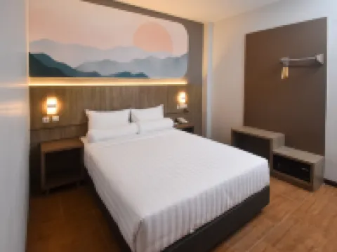 Front One Luxe Hotel Solo Hotels in Jebres