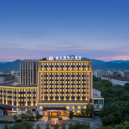 Jinyi International Hotel (Baolong Plaza)