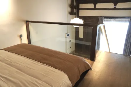 Singing Stones · Old Village Mountain Homestay Отели рядом с достопримечательностью «Shizhu Mountain Scenic Area»