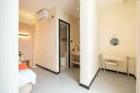 Lixi Homestay (West Street Kaiyuan Temple Branch)