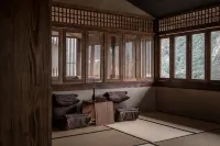 樹下・藝術療愈Healing・泳池・酒吧・雪山溫泉・森林花園設計師美宿 - 酒吧