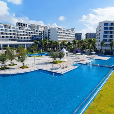 Holiday Inn Resort WANNING SHENZHOU PENINSULA by IHG Hotels near Shenzhou Peninsula Lighthouse