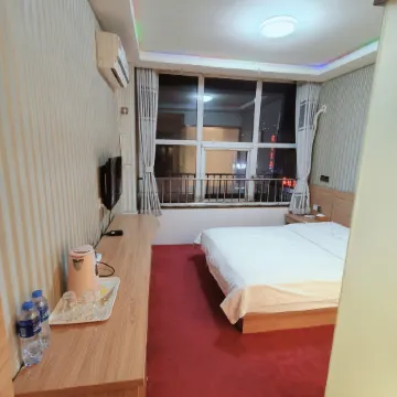 Chengde May Hotel