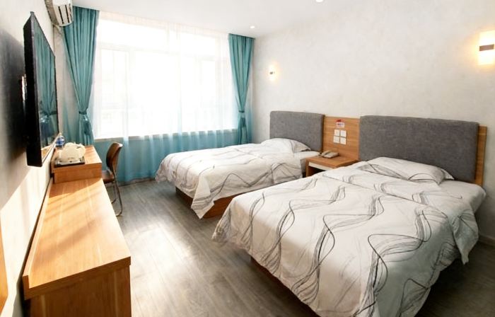 City 118 Chain Hotel (Ulanhaote Wuyi Square Store)
