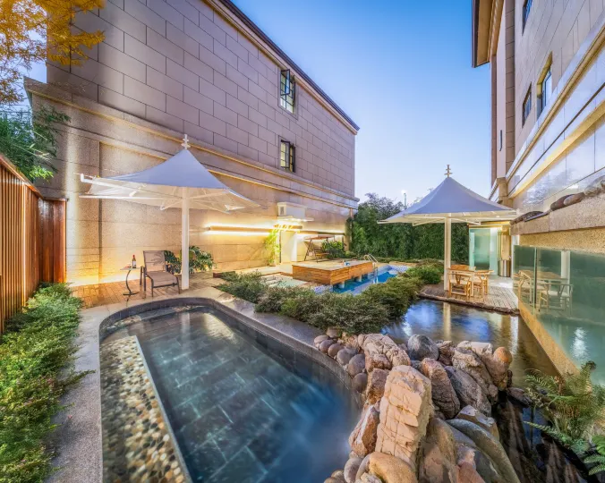 Kunming Jiangye Resort Hotel (Dianchi Grand View Park)