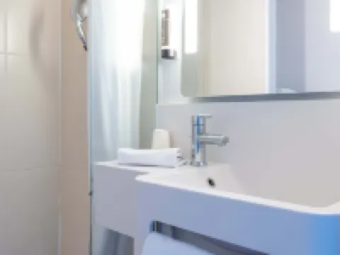 B&B Hotel Rennes Ouest Villejean Hotéis em Rennes