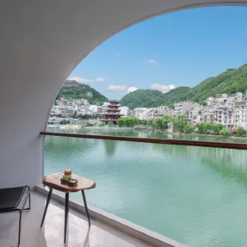 Yuanshu Designer Aesthetic Homestay (Zhenyuan Ancient Town Xindaqiao) Hotels near Zhenyuan Ancient Town
