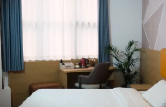 Fengdu Hotel (Shaoguan Shixing Station People's Government)