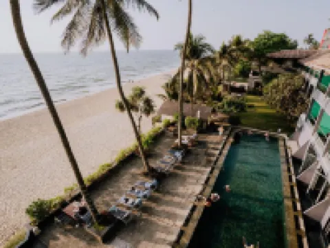 Earl's Regent Negombo Hotels in Negombo