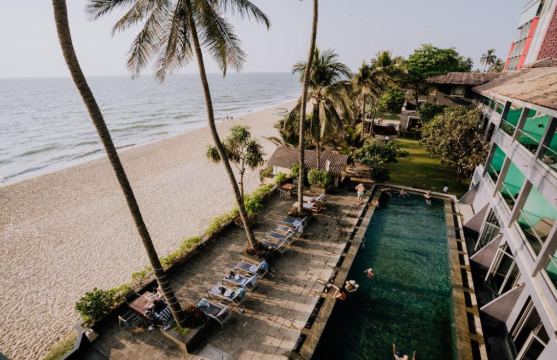 네곰보 바다 전망