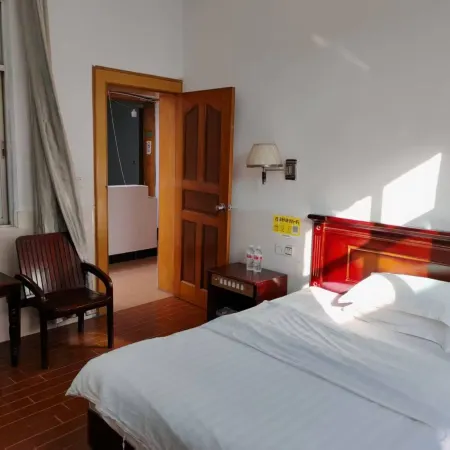 Lianghu Hotel