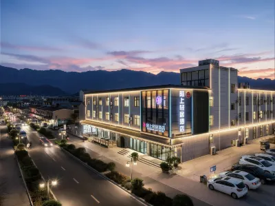 Weshang Light Residence Hotel (dengfengSongshan Shaolin Temple Scenic Spot) Hotel di 