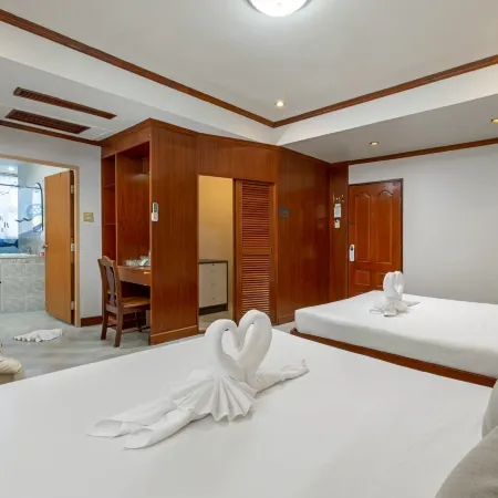 Break Point Hotel